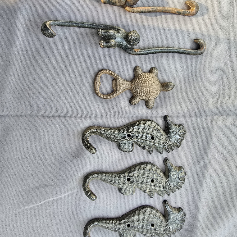 Small Collection Of Cast Iron Items - Picture 2 of 8